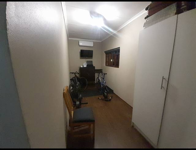 4 BEDROOM HOUSE FOR SALE IN CASHAN